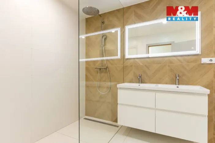 Prodej bytu 3+kk, Ostrava - Radvanice, Dvořáčkova, 105 m2