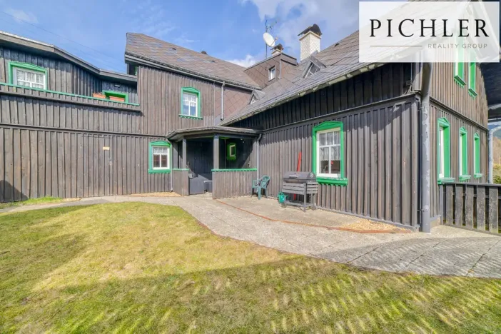 Prodej rodinného domu, Stříbrná, 341 m2