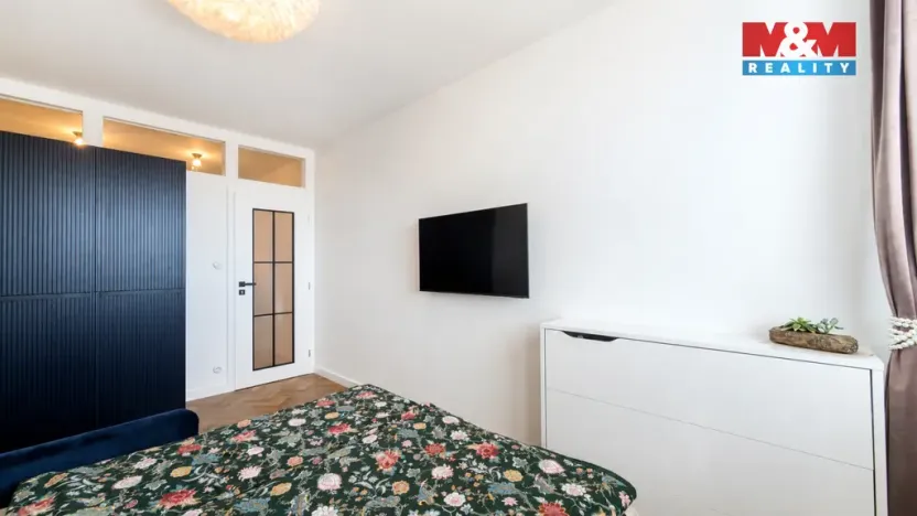 Pronájem bytu 2+kk, Praha - Hlubočepy, Machatého, 46 m2