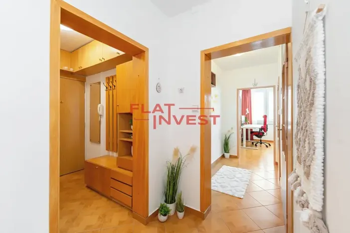 Prodej bytu 2+1, Praha - Kobylisy, Paláskova, 56 m2