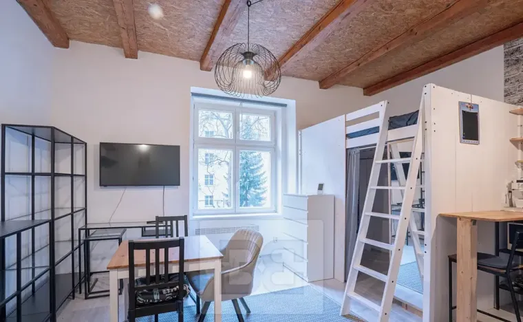 Pronájem bytu 1+kk, Praha - Vinohrady, Na Folimance, 28 m2