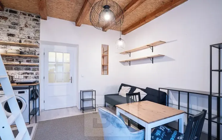 Pronájem bytu 1+kk, Praha - Vinohrady, Na Folimance, 28 m2