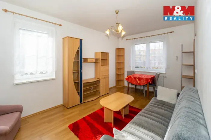 Pronájem bytu 2+1, Holice, Ottmarova, 62 m2