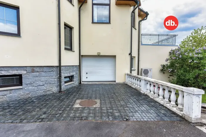 Prodej rodinného domu, Karlovy Vary, Krokova, 280 m2