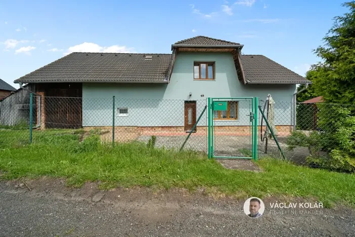 Prodej rodinného domu, Tetín, 130 m2