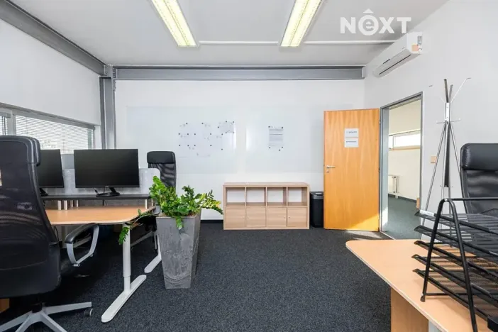 Pronájem kanceláře, Praha - Prosek, Prosecká, 28 m2