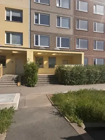 Pronájem kanceláře, Praha - Stodůlky, Husníkova, 80 m2