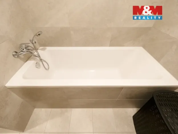 Prodej bytu 3+kk, Odolena Voda, K Cukrovaru, 76 m2