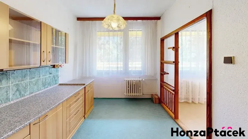 Prodej bytu 3+1, Praha - Prosek, Veltruská, 60 m2