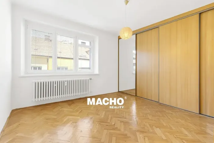 Pronájem bytu 3+1, Plzeň, Politických vězňů, 79 m2