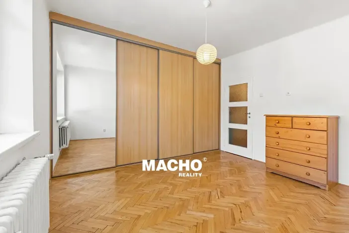 Pronájem bytu 3+1, Plzeň, Politických vězňů, 79 m2