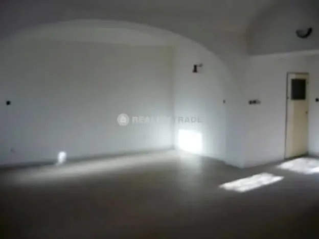 Pronájem obchodního prostoru, Strakonice, Palackého náměstí, 100 m2