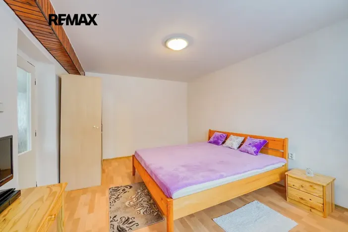 Prodej rodinného domu, Sedlčany, 93 m2