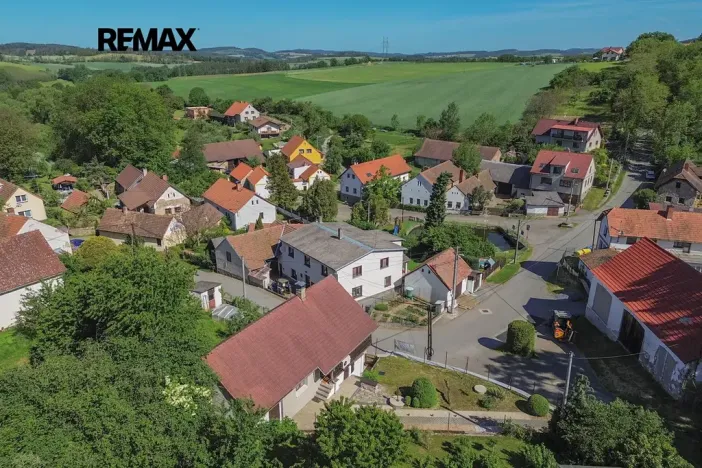 Prodej rodinného domu, Sedlčany, 93 m2