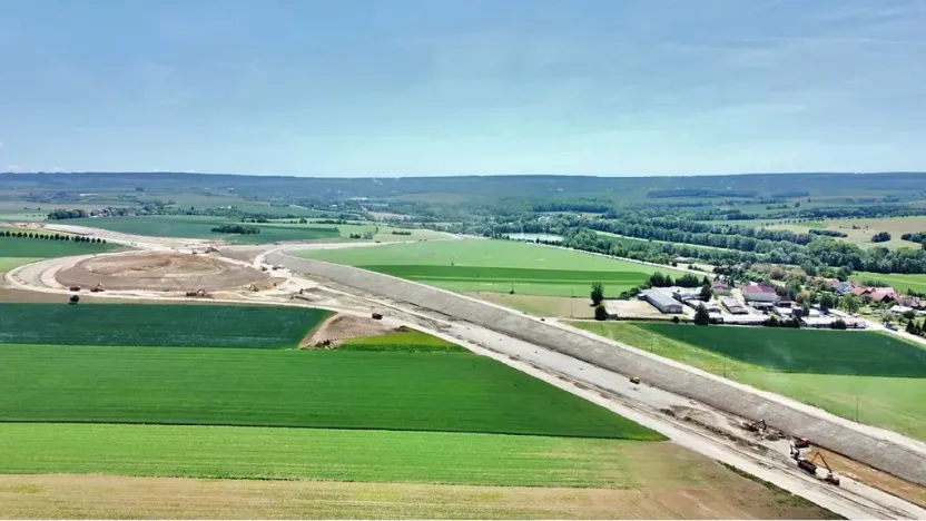 Prodej výrobních prostor, Litomyšl, 1400 m2