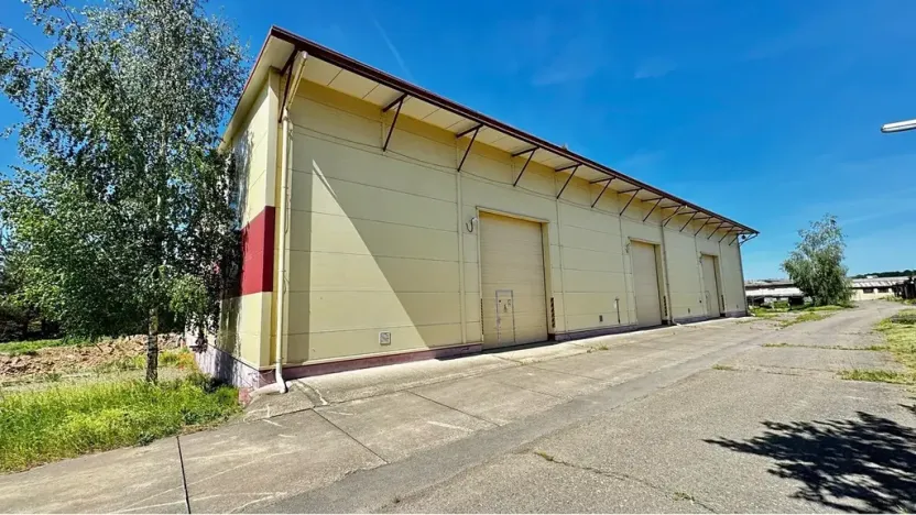 Prodej výrobních prostor, Řídký, 1400 m2