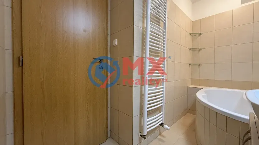 Pronájem bytu 2+kk, Praha - Holešovice, Ortenovo náměstí, 85 m2