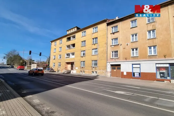 Pronájem bytu 2+kk, Karlovy Vary - Dvory, Chebská, 79 m2