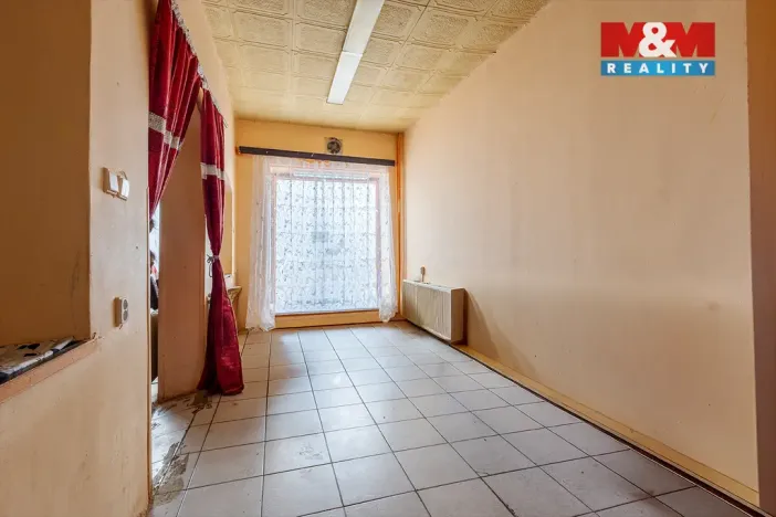 Prodej rodinného domu, Šluknov, nám. Míru, 258 m2