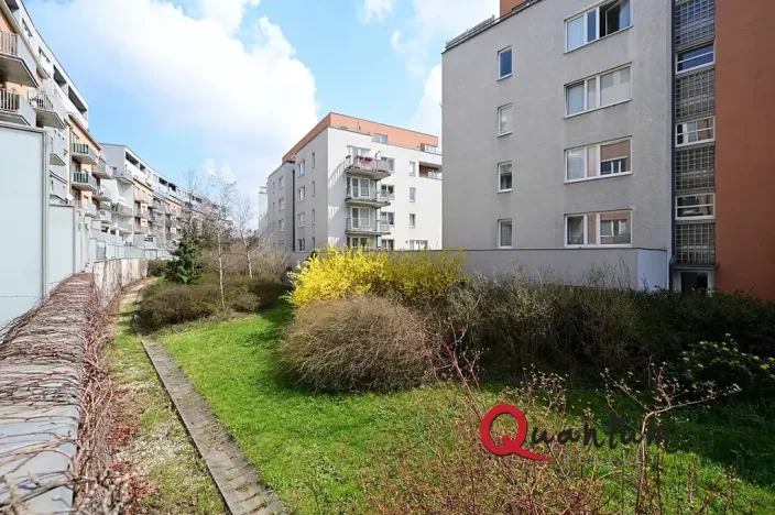 Pronájem bytu 1+kk, Praha - Strašnice, Počernická, 46 m2