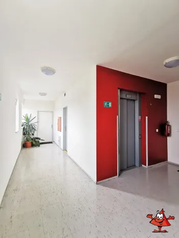 Pronájem bytu 2+kk, Praha - Letňany, Kostomlatská, 63 m2