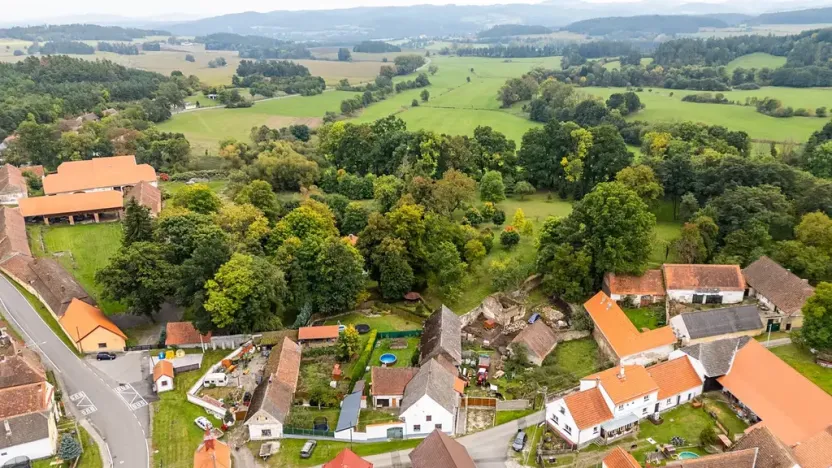 Prodej zemědělské usedlosti, Kalenice, 100 m2