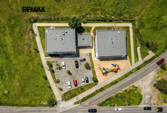 Prodej komerčního pozemku, Hovorčovice, 5254 m2