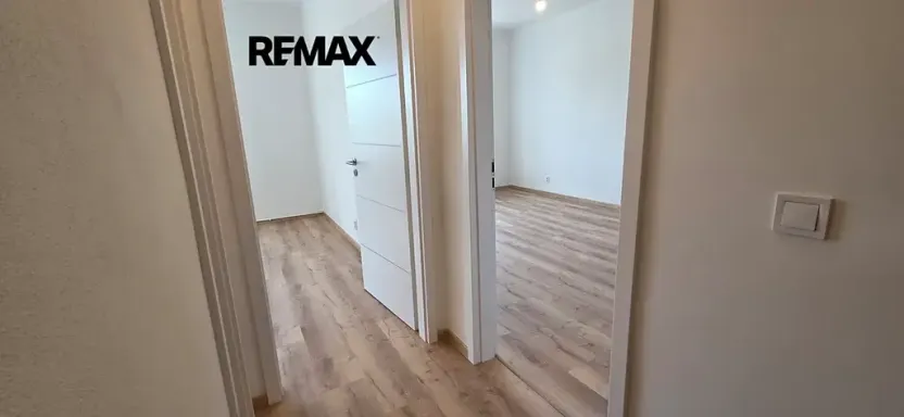 Pronájem bytu 2+kk, Praha - Záběhlice, Záběhlická, 45 m2
