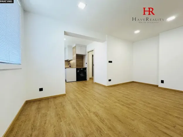 Pronájem bytu 1+kk, Vlašim, Zámecká, 36 m2