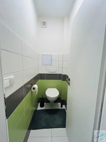 Pronájem bytu 2+kk, Krnov, nám. Míru, 54 m2