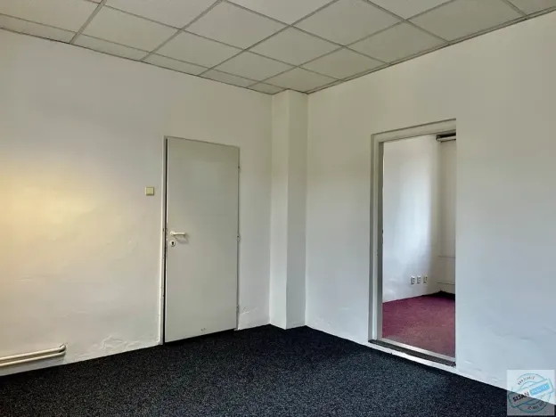 Pronájem kanceláře, Hlučín, 130 m2