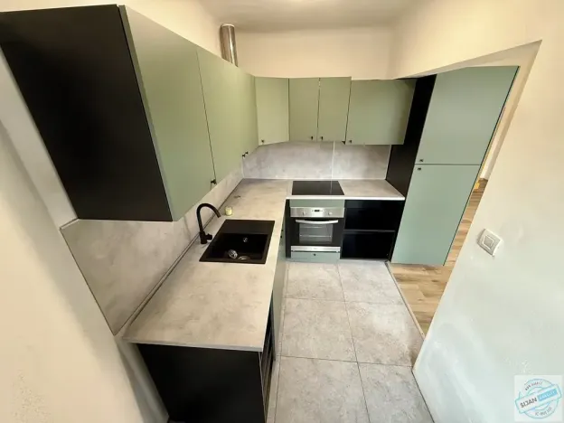 Pronájem bytu 4+1, Opava, Zacpalova, 92 m2