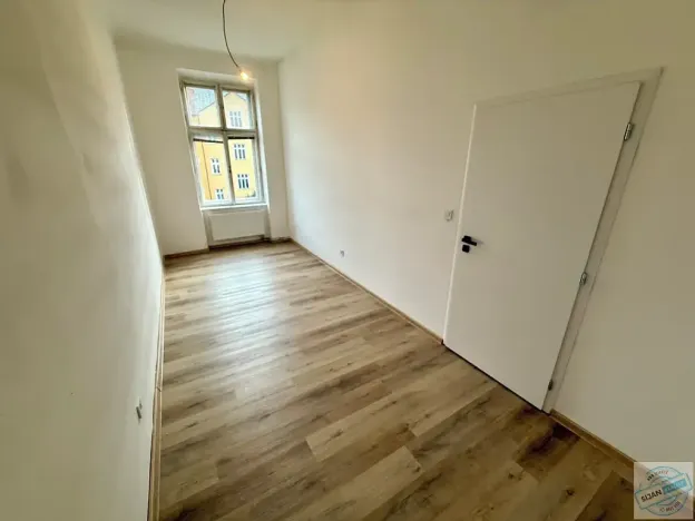 Pronájem bytu 4+1, Opava, Zacpalova, 92 m2