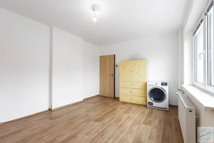 Prodej bytu 6+kk a větší, Březová, 77 m2