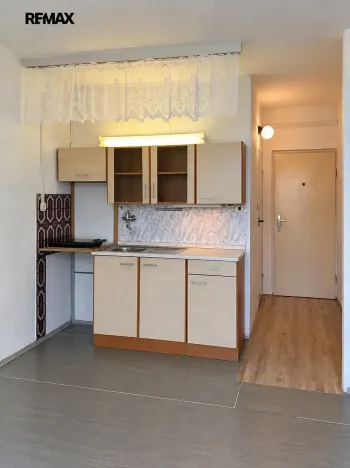 Pronájem bytu 1+1, Brno, Chalabalova, 30 m2