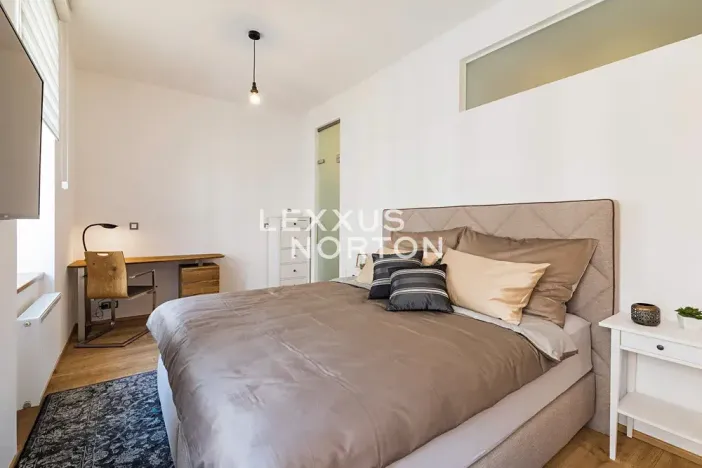 Pronájem bytu 2+kk, Praha - Vyšehrad, Hostivítova, 63 m2