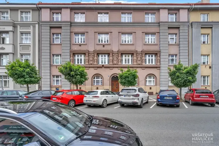 Pronájem bytu 3+1, Hradec Králové, Mánesova, 100 m2