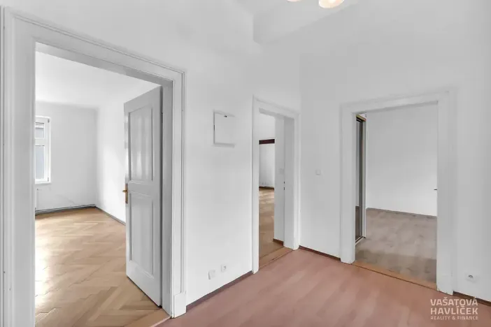 Pronájem bytu 3+1, Hradec Králové, Mánesova, 100 m2