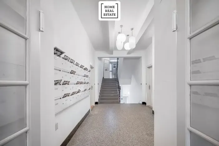 Pronájem bytu 2+kk, Praha - Strašnice, Černokostelecká, 40 m2