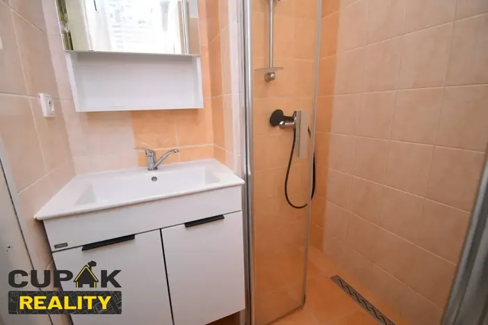 Pronájem bytu 3+1, Dobruška, Mírová, 64 m2