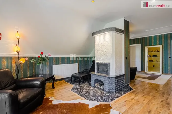 Prodej rodinného domu, Kyselka, 260 m2