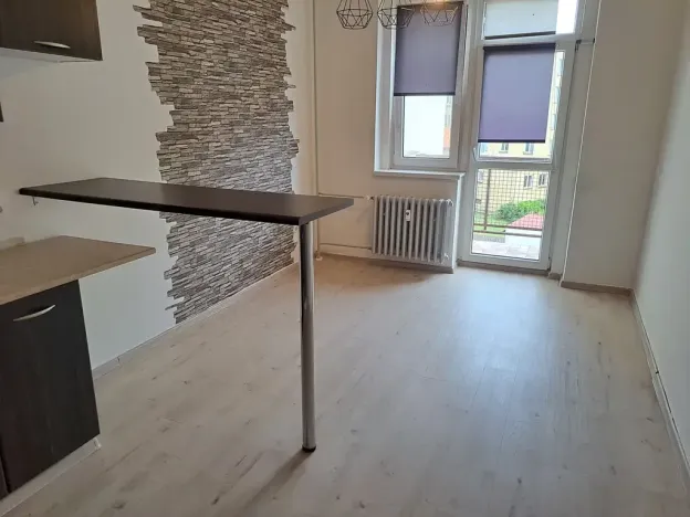 Pronájem bytu 2+1, Hradec Králové, U Koruny, 75 m2