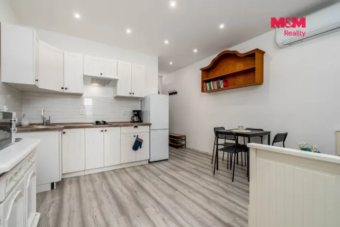 Prodej rodinného domu, Mařenice, 1190 m2
