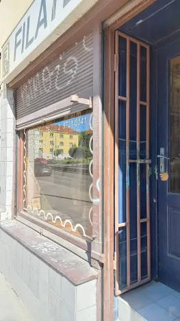 Pronájem obchodního prostoru, Praha - Smíchov, Plzeňská, 18 m2