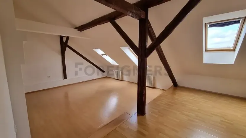 Pronájem bytu 2+kk, Pardubice, Za Pasáží, 90 m2