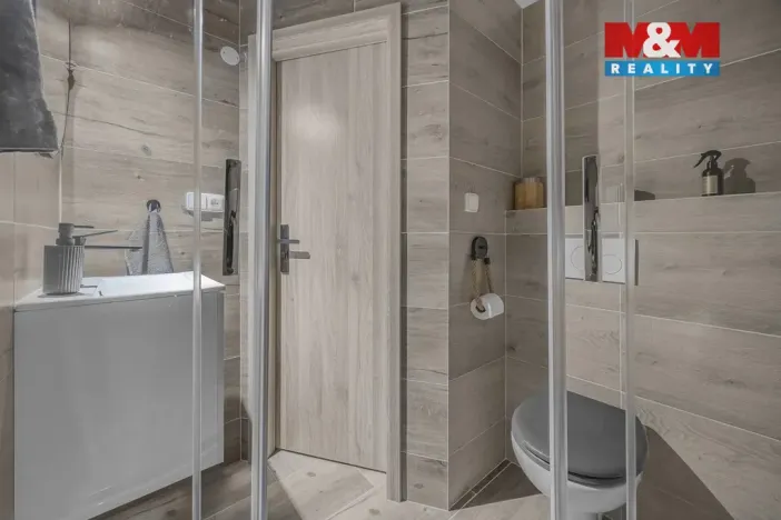 Pronájem bytu 1+1, Trutnov - Poříčí, Voletinská, 48 m2
