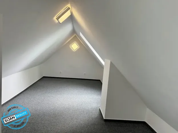 Prodej bytu 2+1, Opava, Vančurova, 53 m2