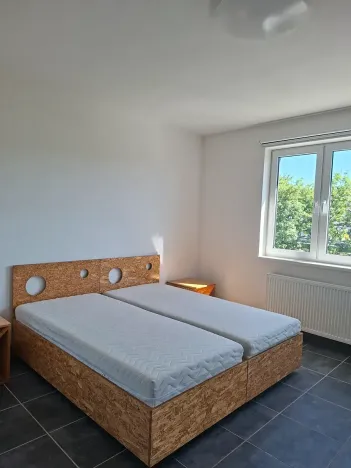 Pronájem bytu 1+kk, Praha, Pod altánem, 33 m2
