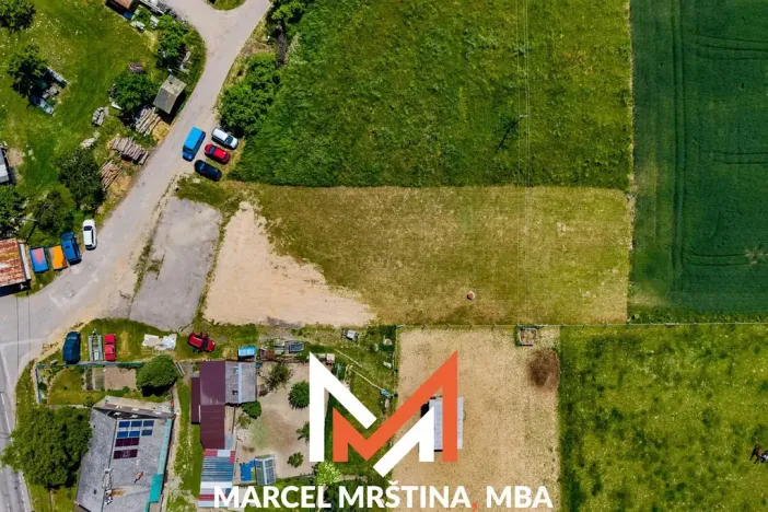 Prodej pozemku, Chvalkovice - Miskolezy, 1771 m2