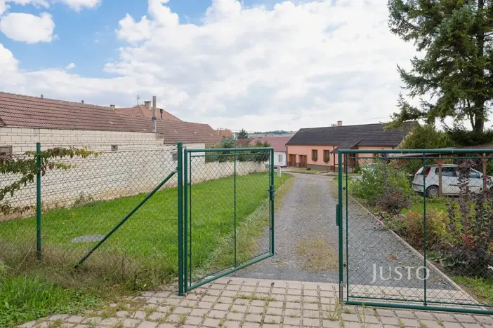 Prodej pozemku pro bydlení, Těmice, 2331 m2